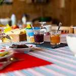 D'hotes Les Hautes Papinieres Bed & Breakfast Saint-Prouant