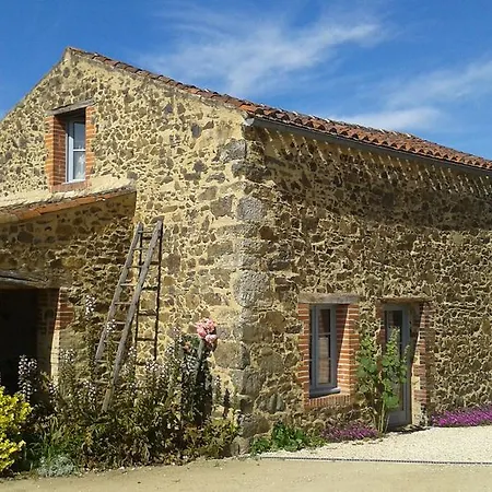 Alojamento de Acomodação e Pequeno-almoço D'hôtes Les Hautes Papinières 3*